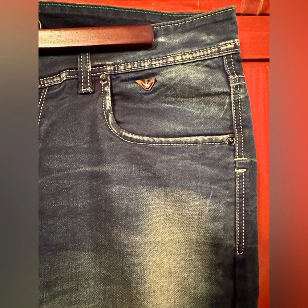 Armani Jeans Slim Straight in Navy and Light Beige - Picture 4 of 16